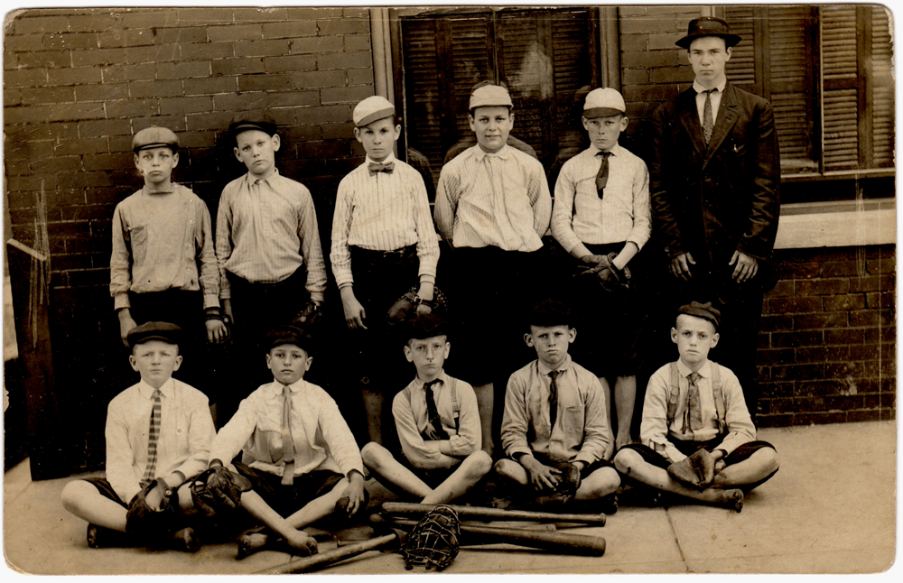 TN School for the Deaf (Hugh bottom row, 2nd from left)